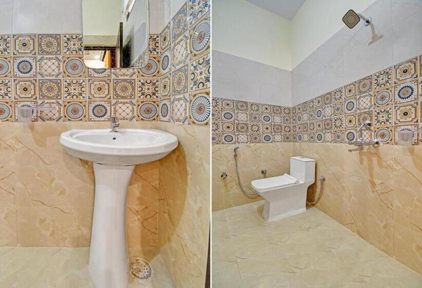 ホテル Oyo Flagship Ace Inn