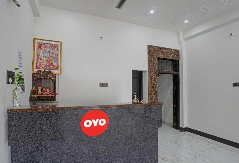 בית מלון כפרי Oyo Flagship Palacio Inn