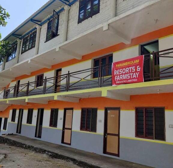 ホテル Oyo Flagship Parambikumlam Resorts And Farmstay