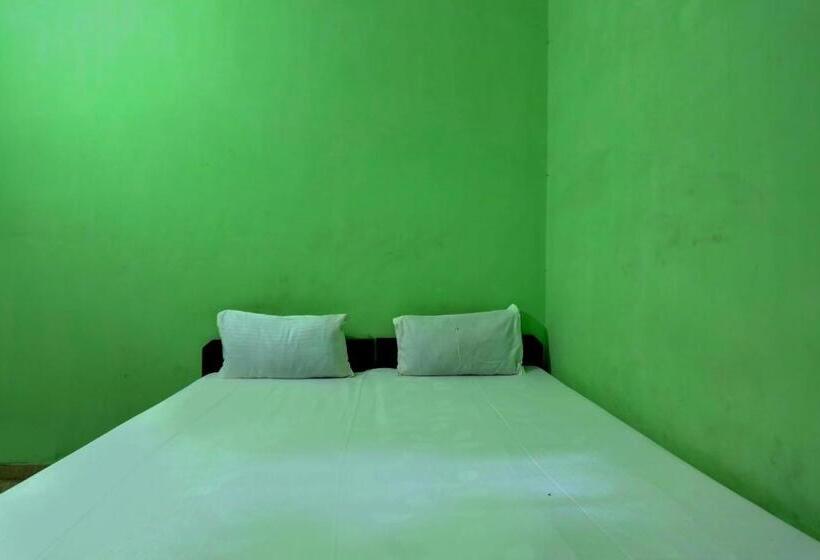 فندق Oyo Lavish Guest House