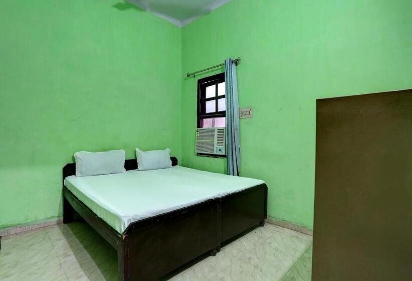 فندق Oyo Lavish Guest House