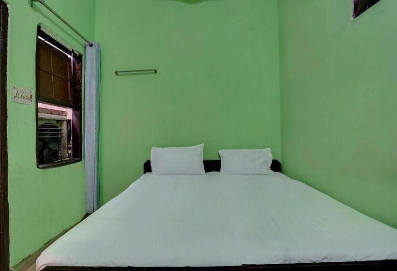 فندق Oyo Lavish Guest House