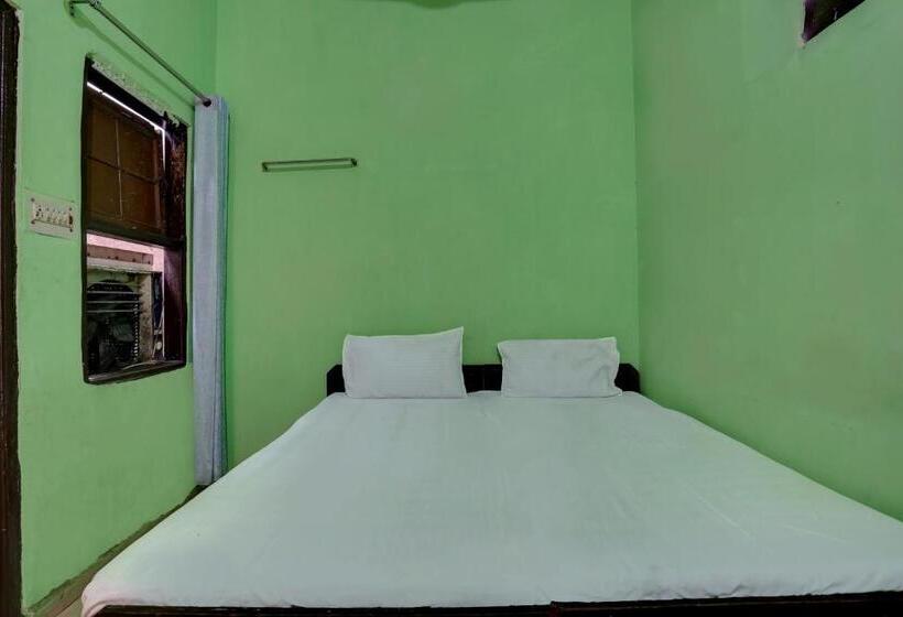 فندق Oyo Lavish Guest House