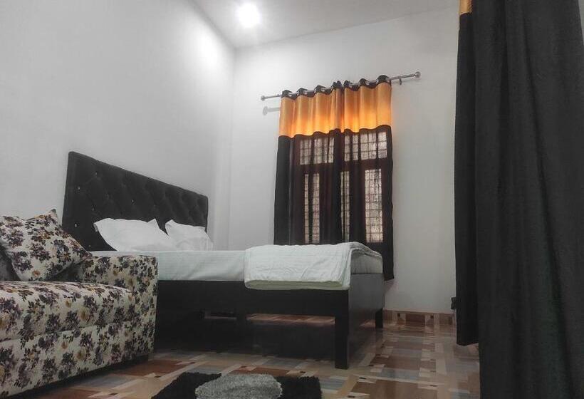 בית מלון כפרי Oyo Mahira