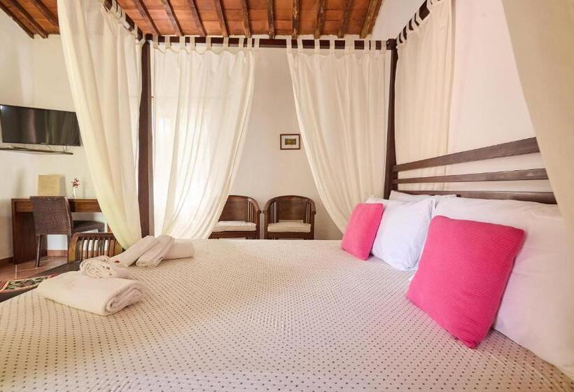 هتل Podere Scoldasu   Venere