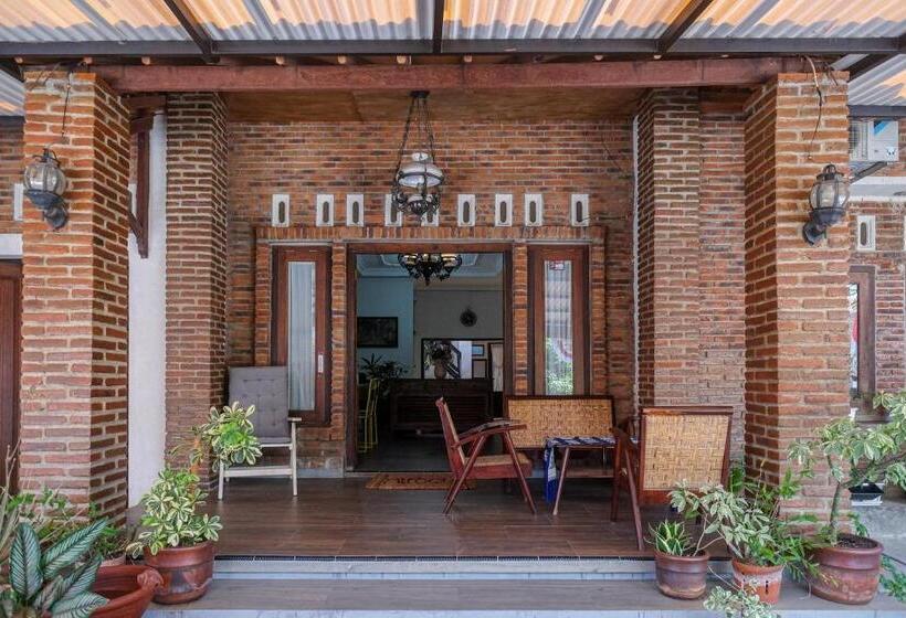 בית מלון כפרי Reddoorz Syariah Near Stasiun Klaten