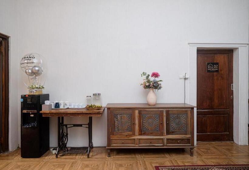 فندق Reddoorz Syariah Near Stasiun Klaten