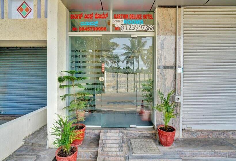 בית מלון כפרי Spot On 81261 Karthik Deluxe