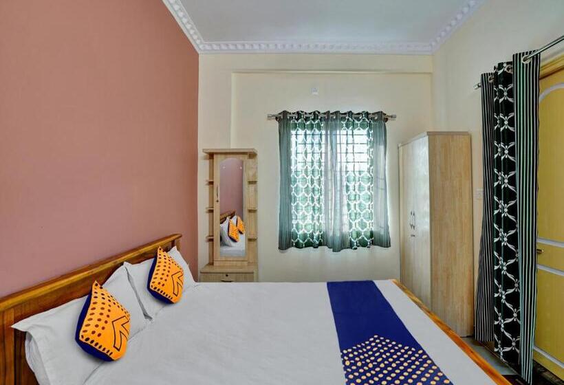 בית מלון כפרי Spot On 81261 Karthik Deluxe