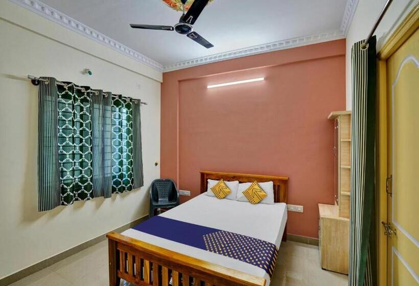 בית מלון כפרי Spot On 81261 Karthik Deluxe