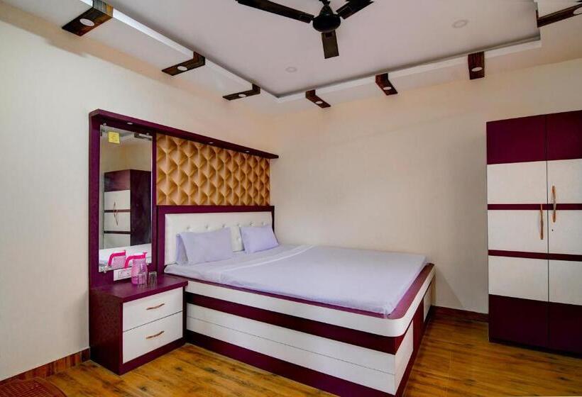 فندق Sisai Palace