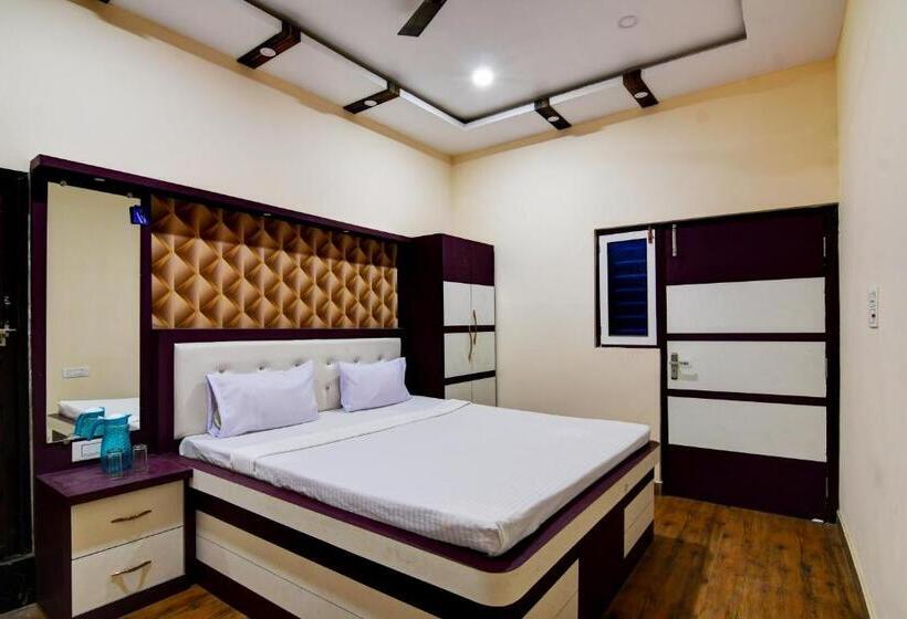 فندق Sisai Palace