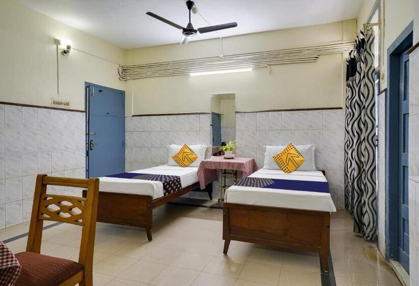 בית מלון כפרי Spot On Swagath Tourist Home