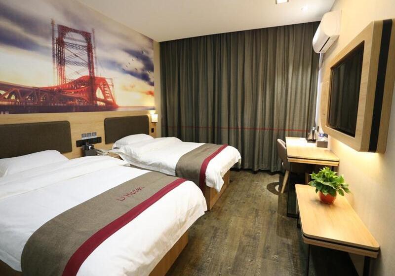 호텔 Thank Inn Plus Anyang Hua County Renmin Road