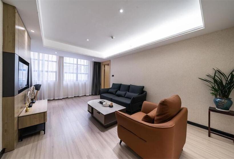 فندق Thank Inn Plus Chaozhou Caitang Lotus