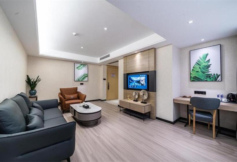 فندق Thank Inn Plus Chaozhou Caitang Lotus