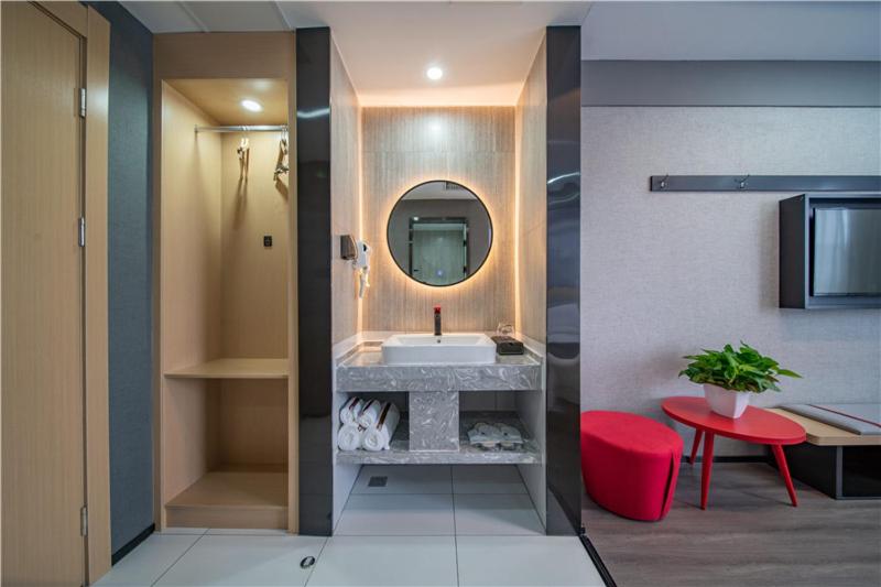 فندق Thank Inn Plus Jinan Laiwukou Town