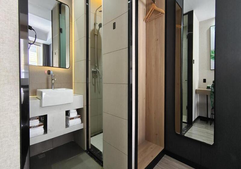 Отель Thank Inn Plus Shigatse Tashihunpo Monastery