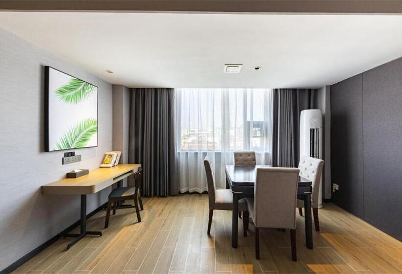 ホテル Thank Inn Plus Xinyang Gushi Liaocheng Avenue