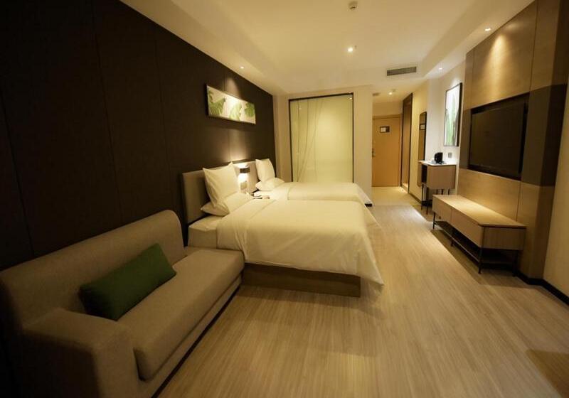 בית מלון כפרי Thank Inn Plus Yangquan Pingding Yangquan No 1 Middle School