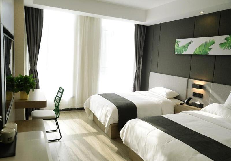 בית מלון כפרי Thank Inn Plus Yinchuan Dayue City