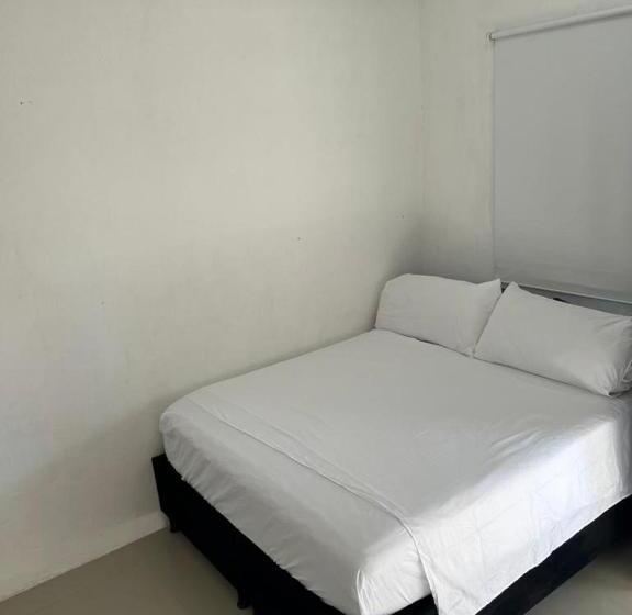 ホテル Tr Económico Y Cómodo Con Piscina