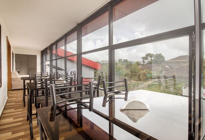 هتل Treebo Elite Plaza, 700 Mtrs From Madikeri Fort