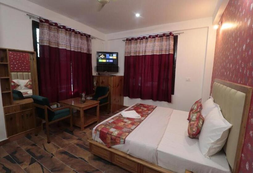 هتل Valley View Kasol