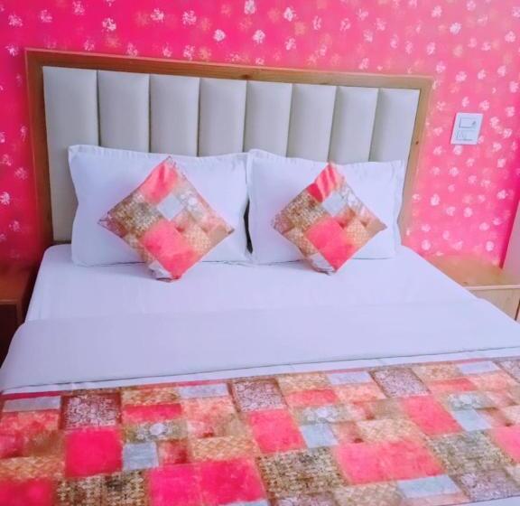 هتل Valley View Kasol