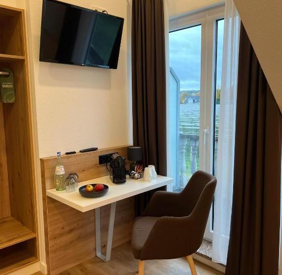 酒店 Vorgebirgsblick   Restaurant Biergarten Gästehaus