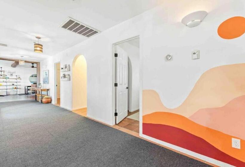 فندق Your Own Private Ranch In The Desert With Horses And Acres Of Property