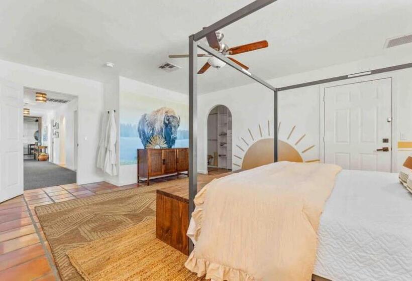 فندق Your Own Private Ranch In The Desert With Horses And Acres Of Property