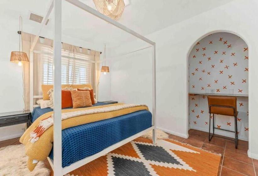 فندق Your Own Private Ranch In The Desert With Horses And Acres Of Property