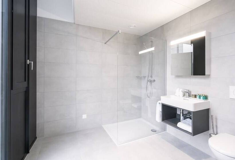 Отель Yparc Hôtel