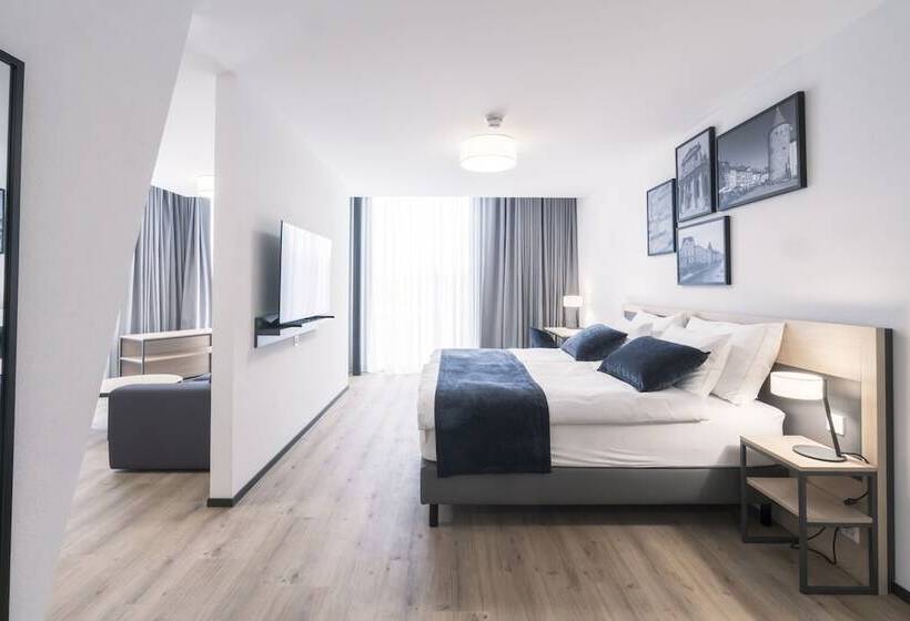 Отель Yparc Hôtel