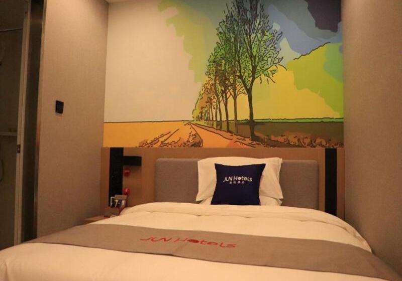 Junyi Hotel Linyi Yinan Zhisheng Hot Spring