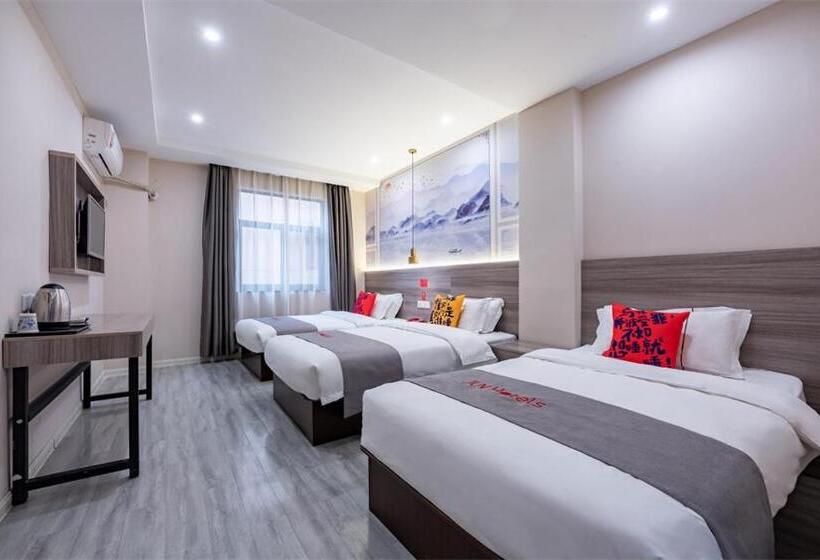 Junyi Hotel Wuhan Liuduqiao Subway Station