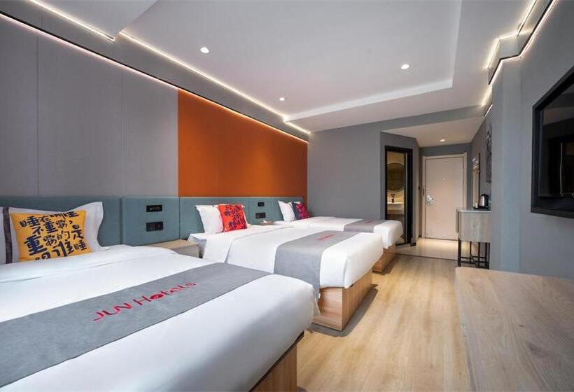 Junyi Hotel Wuhan Liuduqiao Subway Station