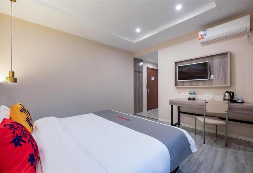 Junyi Hotel Wuhan Liuduqiao Subway Station