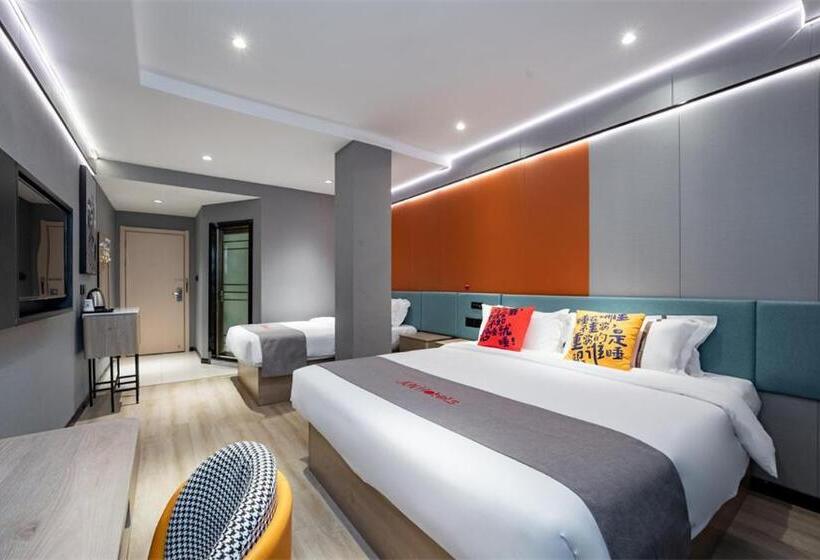 Junyi Hotel Wuhan Liuduqiao Subway Station