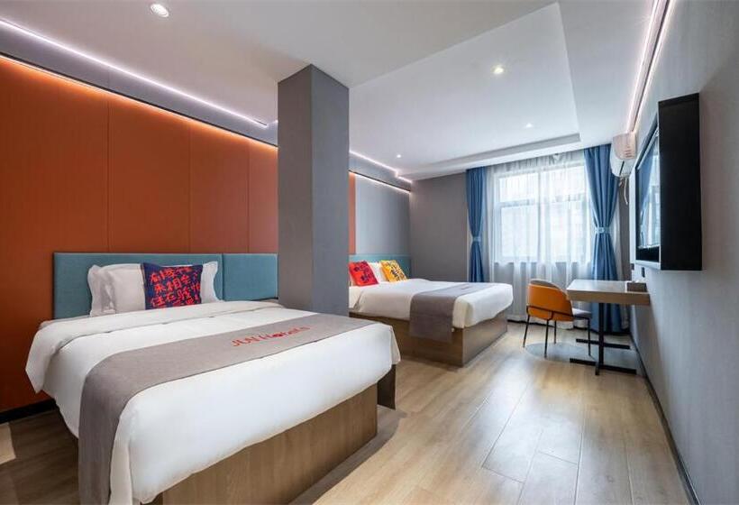 Junyi Hotel Wuhan Liuduqiao Subway Station
