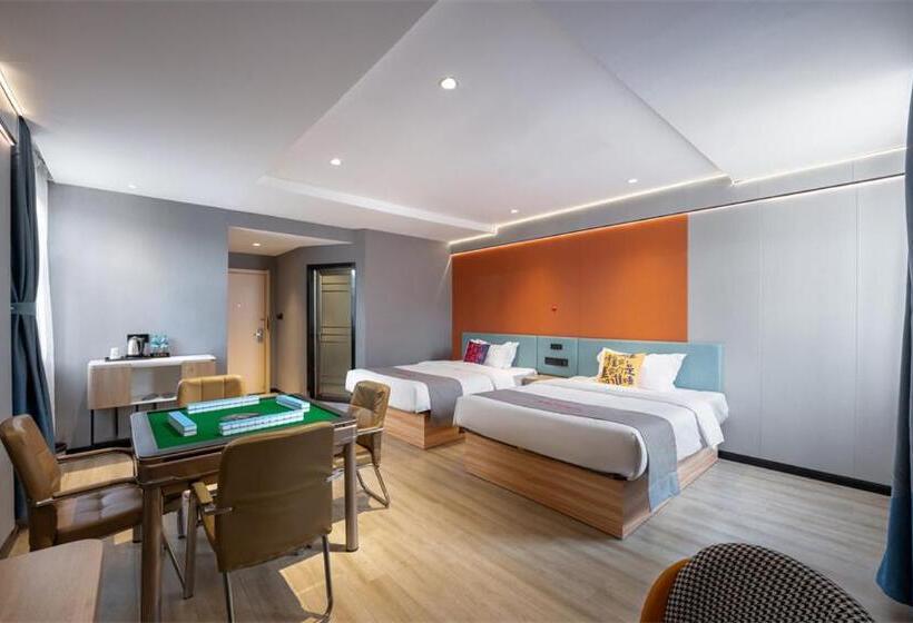 Junyi Hotel Wuhan Liuduqiao Subway Station