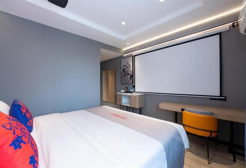 Junyi Hotel Wuhan Liuduqiao Subway Station