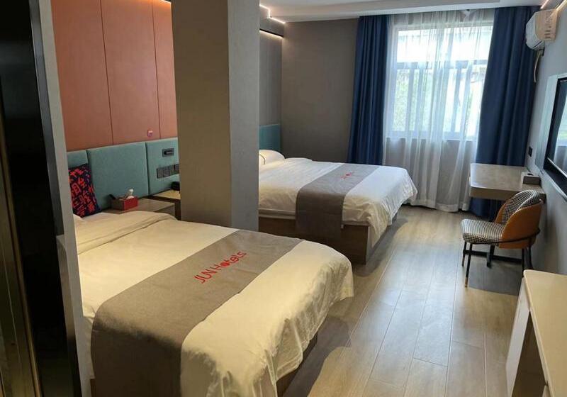 Junyi Hotel Wuhan Liuduqiao Subway Station