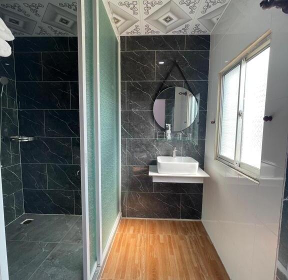 Khách Sạn Trung Hiếu