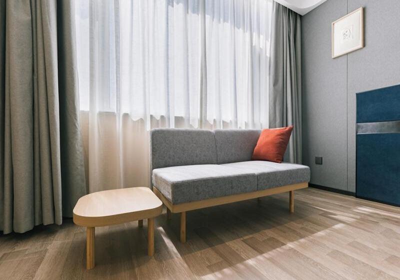 Lanou Hotel Qingdao West Station Haixi Road