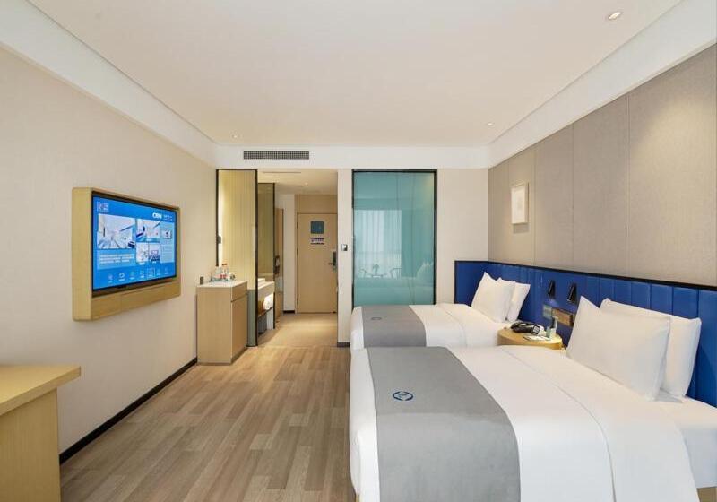 Lanou Hotel Taikoo Li Night Market Kuqa City