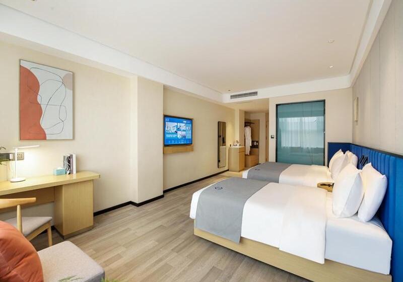 Lanou Hotel Taikoo Li Night Market Kuqa City