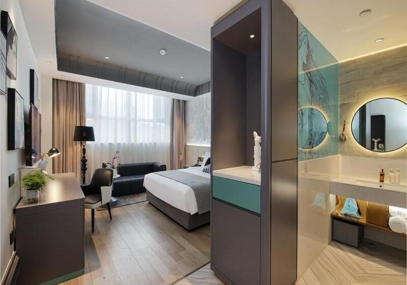 Lanou Hotel Taikoo Li Night Market Kuqa City