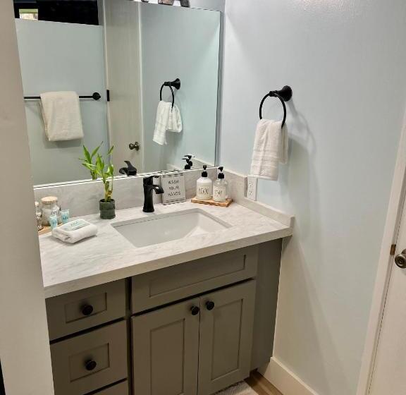 Modern Oceanfront, Kihei, Central Ac, Wifi